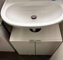 Waschbeckenunterschrank