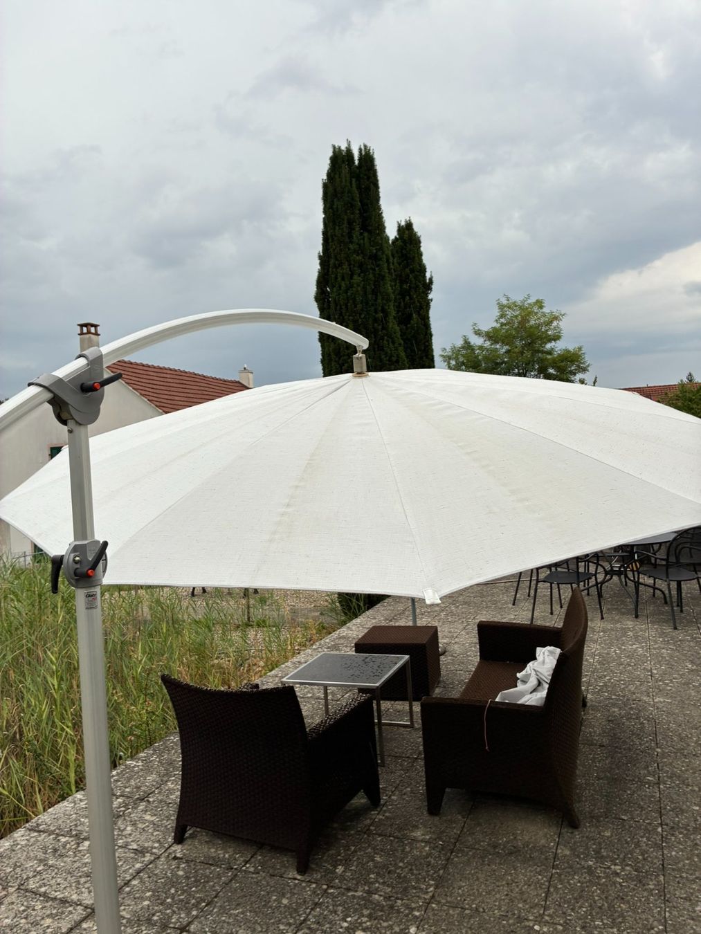 Glatz Ombrelloni: Sonnenschirm 300 cm – Usato da Muttenz venduto da arbo1
