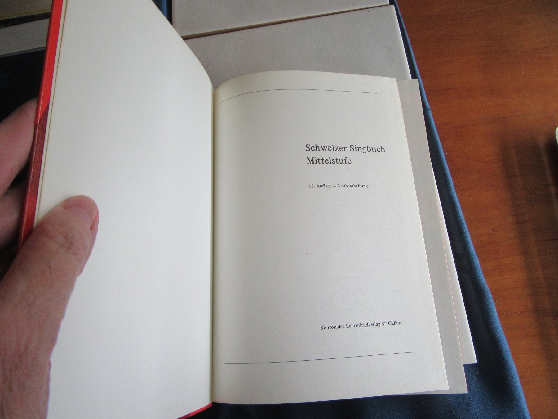 Libri: Schweizer Singbuch - Mittelstufe – Usato da Wattwil venduto da wampi 3