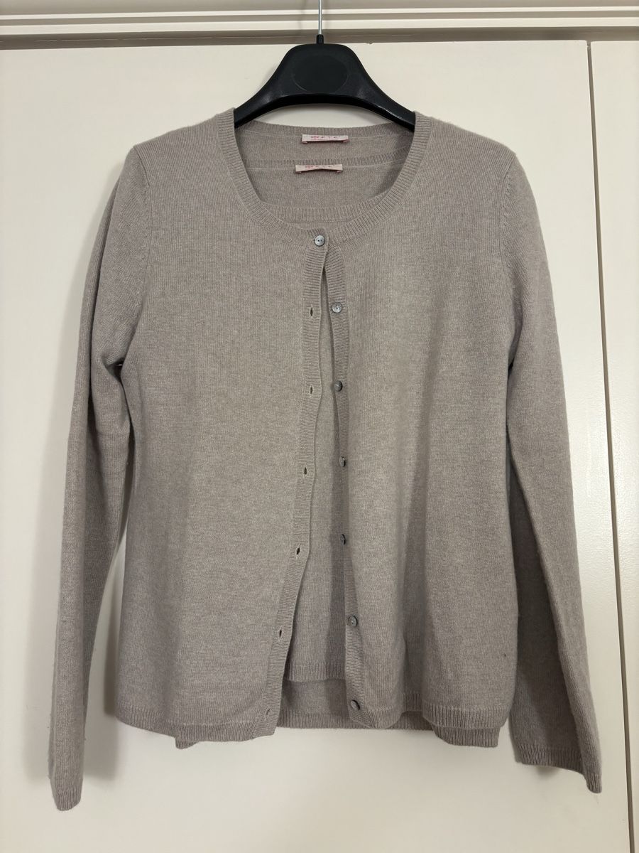 FTC Lotti di vestiti: FTC Cashmere Set – Nuovo (secondo la descrizione) da Zürich venduto da Lynnlouise 1