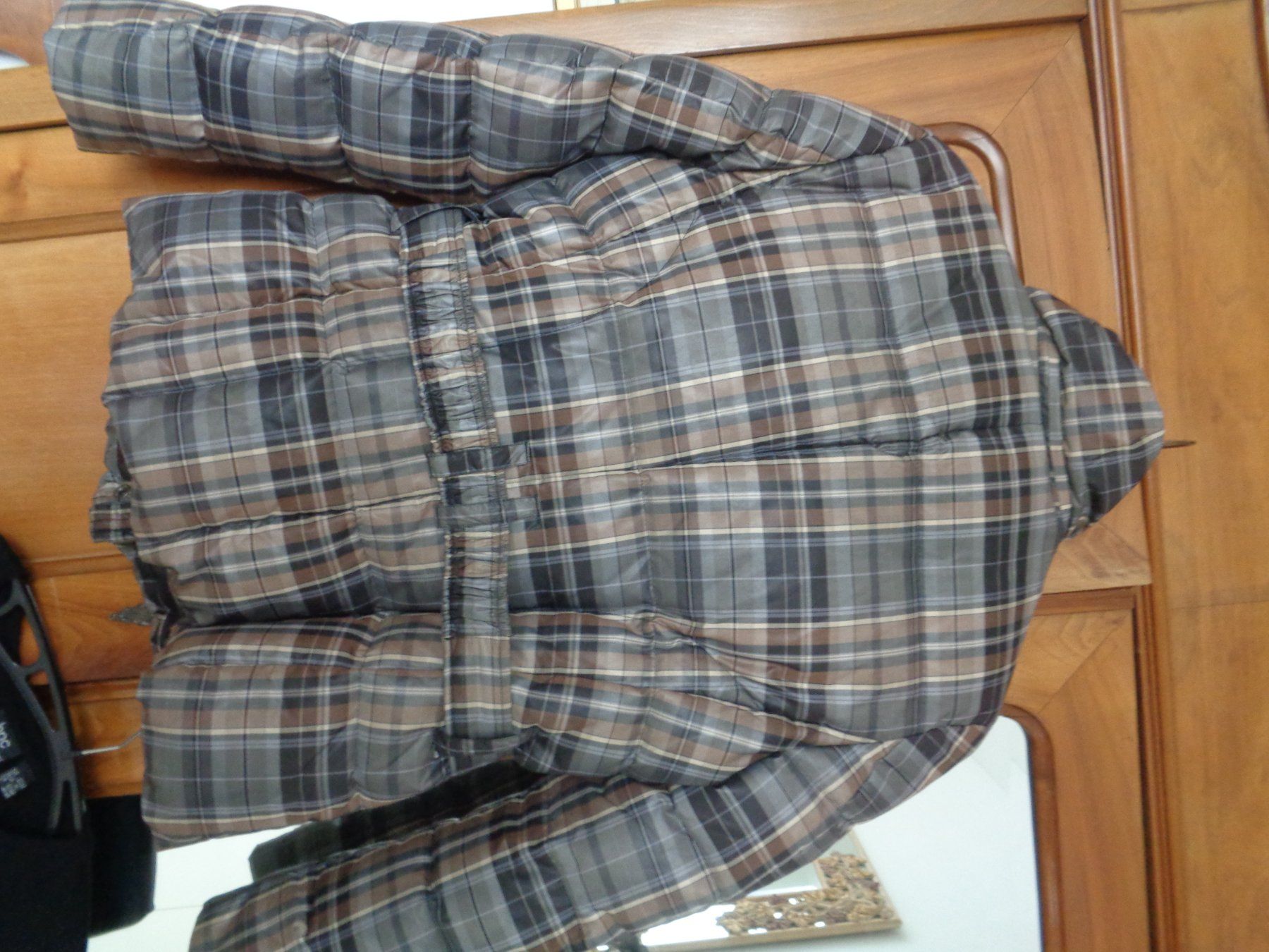 Esprit Giacche: Steppjacke ESPRIT /D42 – Usato da Bern venduto da Mobi98 1