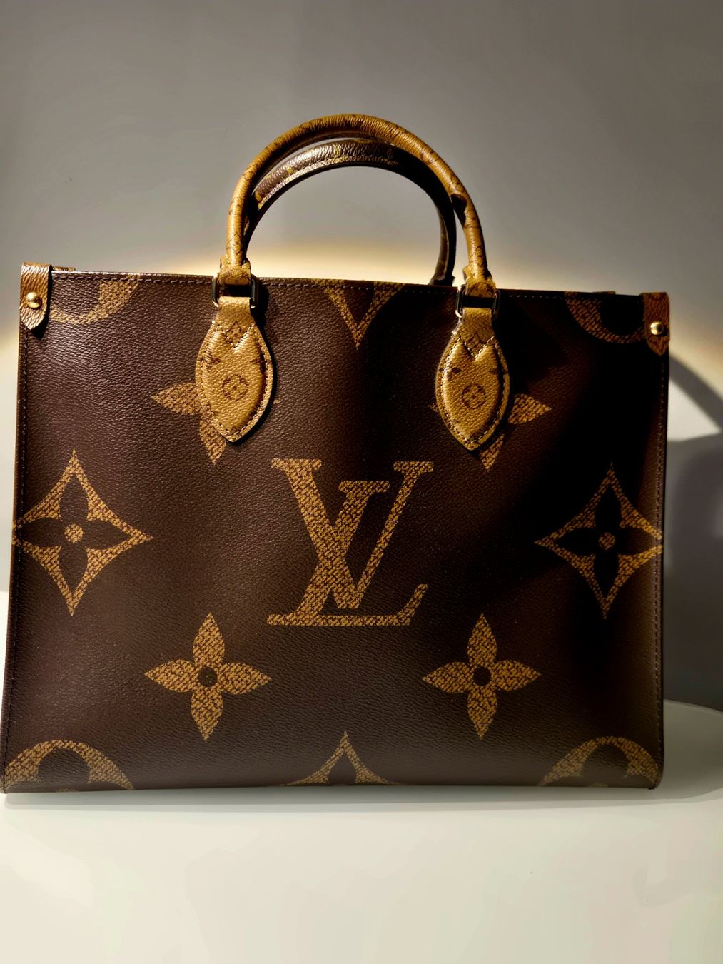 Louis Vuitton Taschen für Damen: Louis Vuitton Luxury Handbag W/Certificate of Authenticity – Neu (gemäss Beschreibung) aus Wettingen von gra_2bwk 1