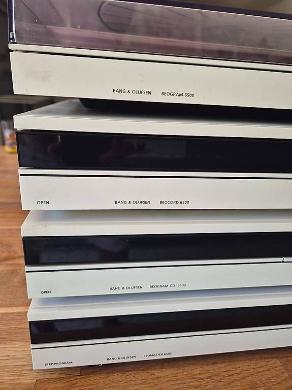 Lettore multimediale & Streamer: Bang & Olufsen Beosystem 6500 Blanc + Beolab Penta II – Usato da Hermance venduto da batoukhan 3