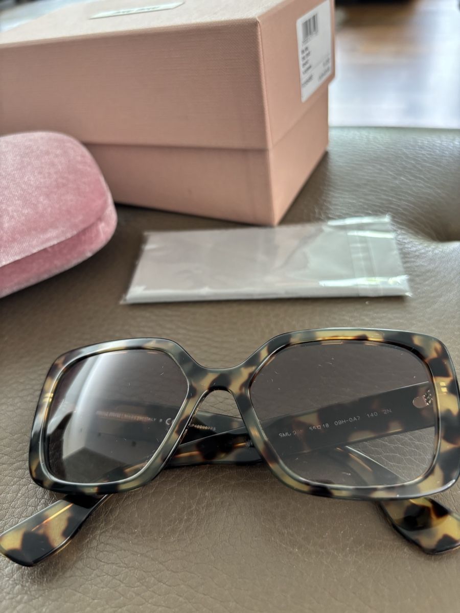 Miu Miu Occhiali & Lenti: MIU MIU Sonnenbrille  – Usato da Tägerwilen venduto da limolimo 3