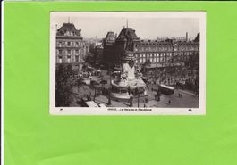 Paris-La Place de la République