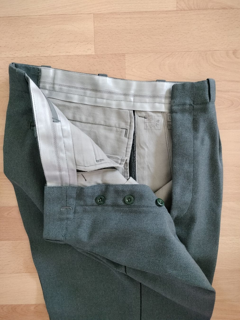 Schweizer Armee Uniformi: Antike Schweizer Armee Militär Uniform – Usato da Schwanden Sigrisw venduto da Wibe81 6
