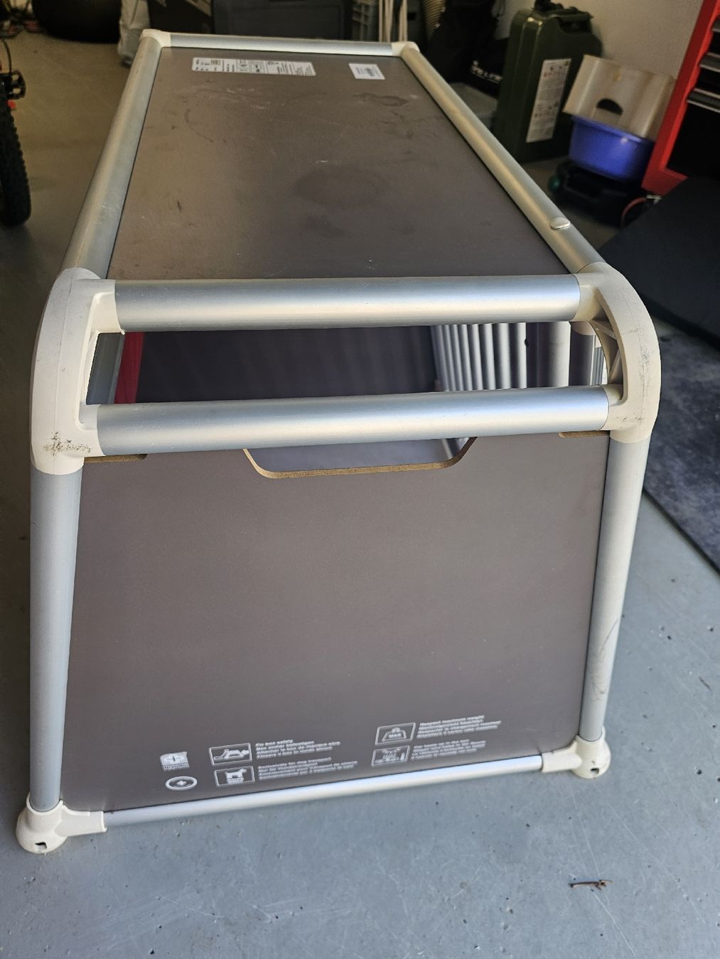 4pets Cages, transport & sécurité: Hundebox für das Auto  – D'occasion à Oensingen par Onalmon 1