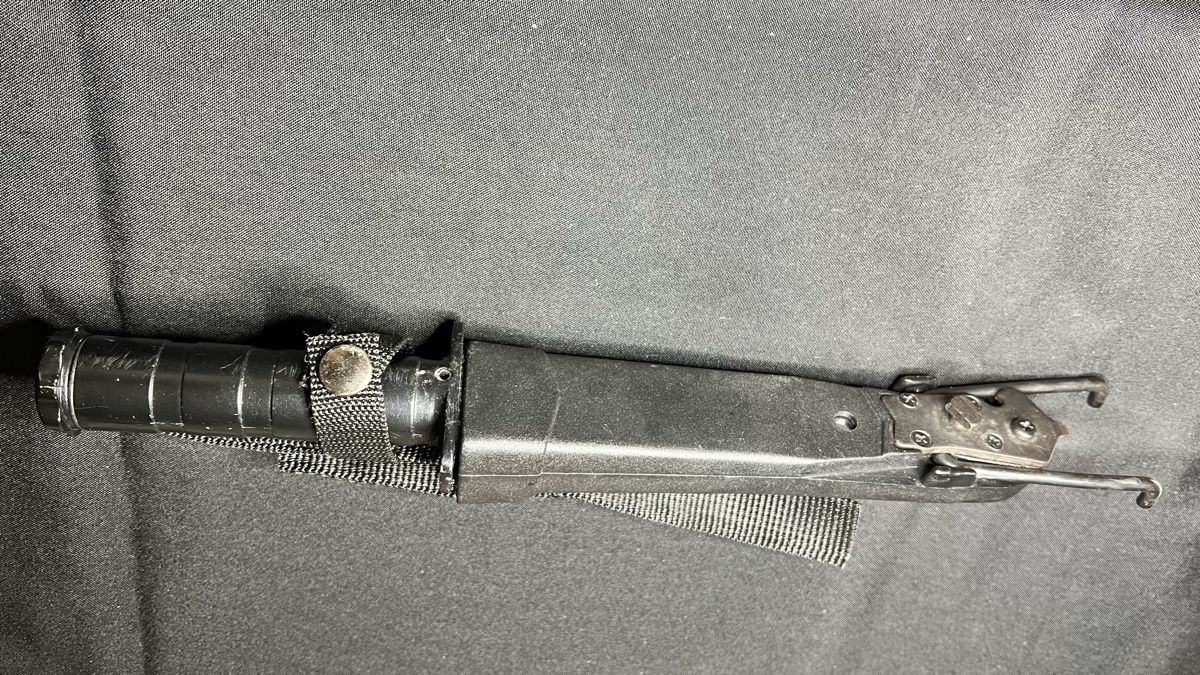 Accessoires: Couteau de survie – D'occasion à Meyrin par 24Heures 1