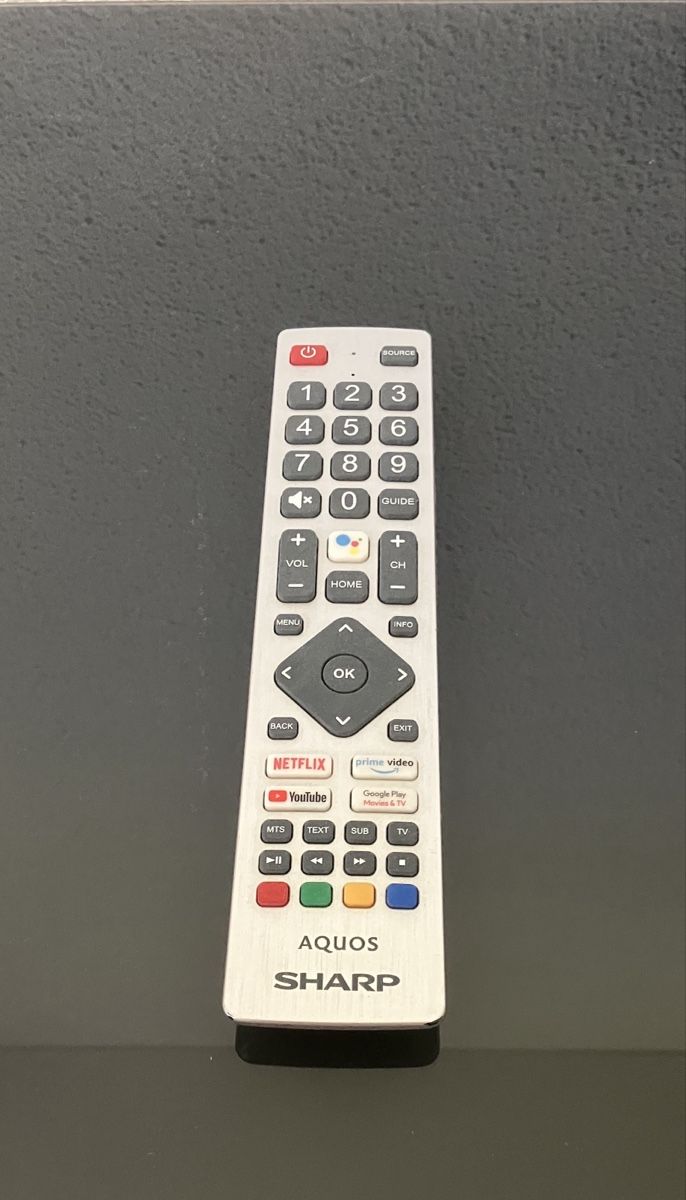 Fernseher: SHARP LCD COLOUR TV 40BL3EA 40 Zoll gebraucht – Gebraucht aus Wittenbach von astra_opc_82 2