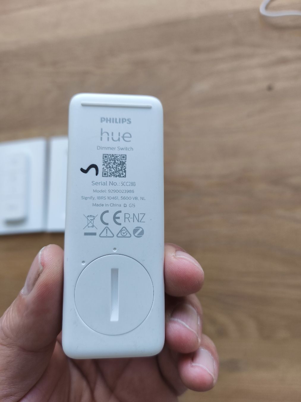 Philips Sistema di controllo: Philips HUE Bridge und Taster – Usato da Grosswangen venduto da my1886 2