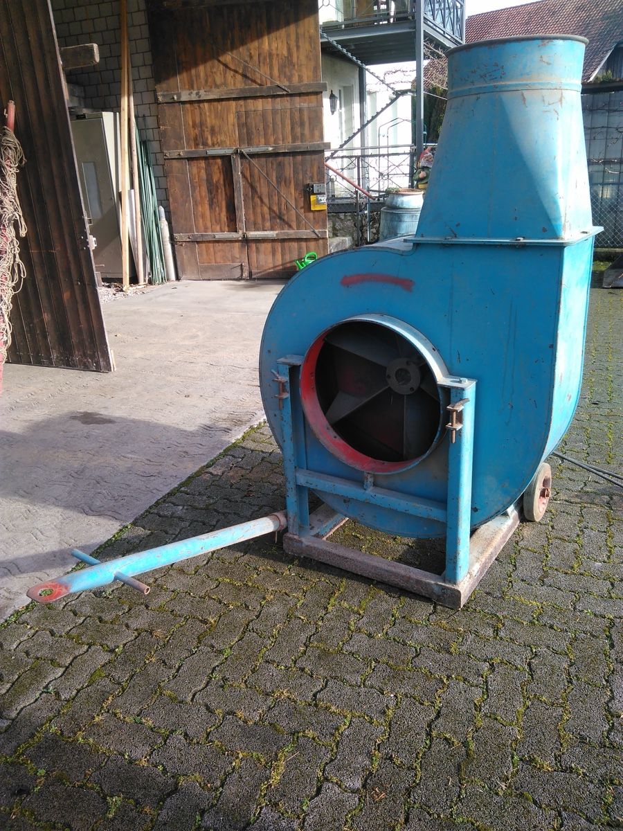 Tutte le macchine: Heugebläse mit Rohre und Rohrschellen – Usato da Hausen AG venduto da Patrick975