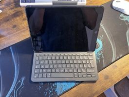 Logitech Slim Folio iPad 10.2 Tastatur QWERTZ