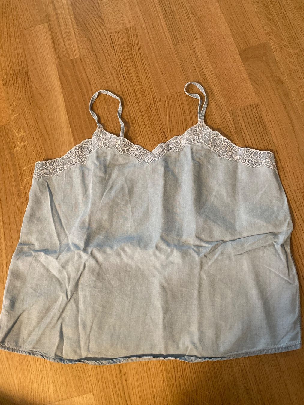 Lotti di vestiti: Kleiderpaket Gr. 38/40 – Usato da Oberglatt ZH venduto da Capsici 4