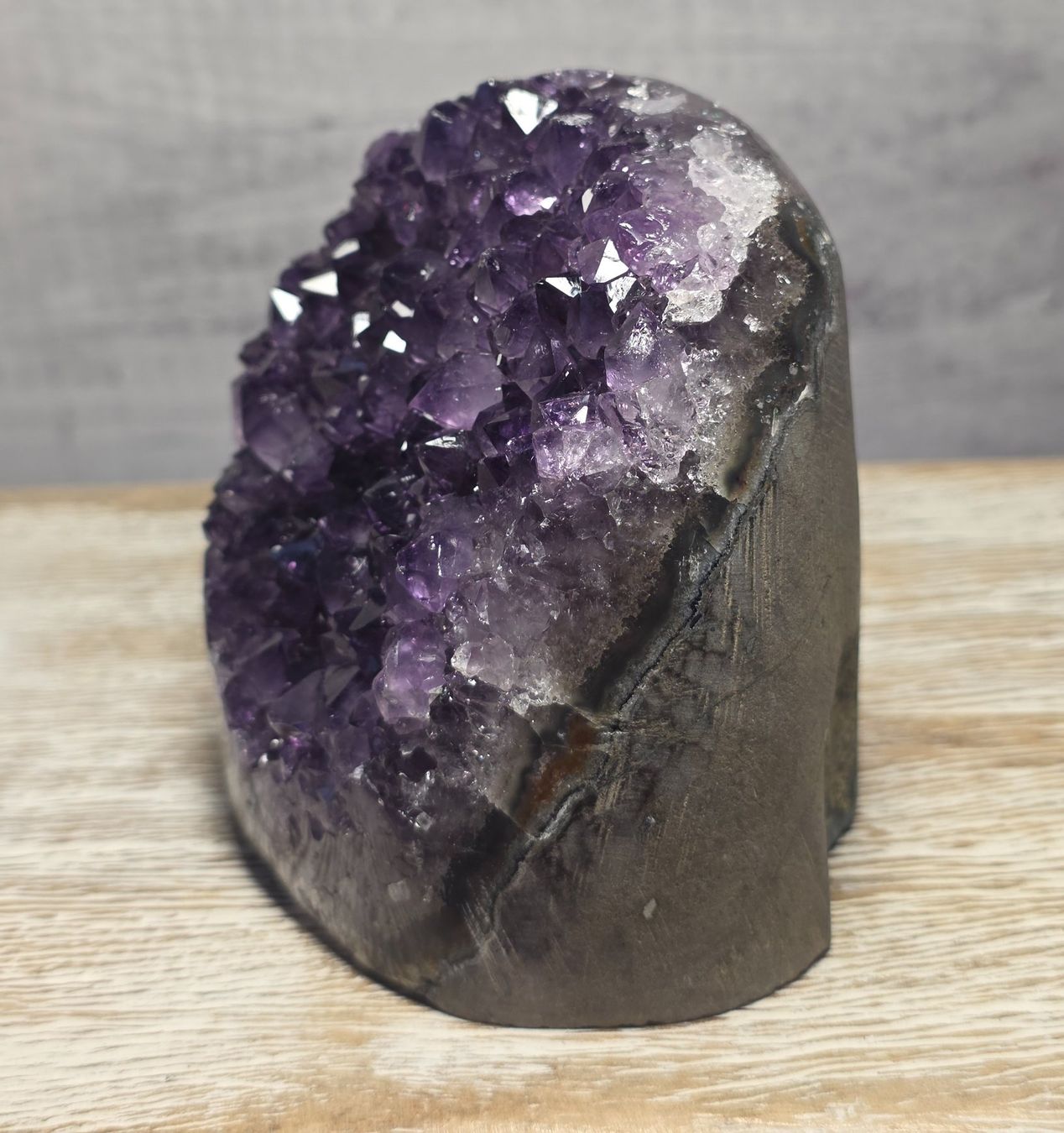 Minerali & Pietre curative: Wunderbarer Amethyst 747g – Nuovo e nell'imballaggio originale da Matzingen venduto da Shay_Crystalz 1