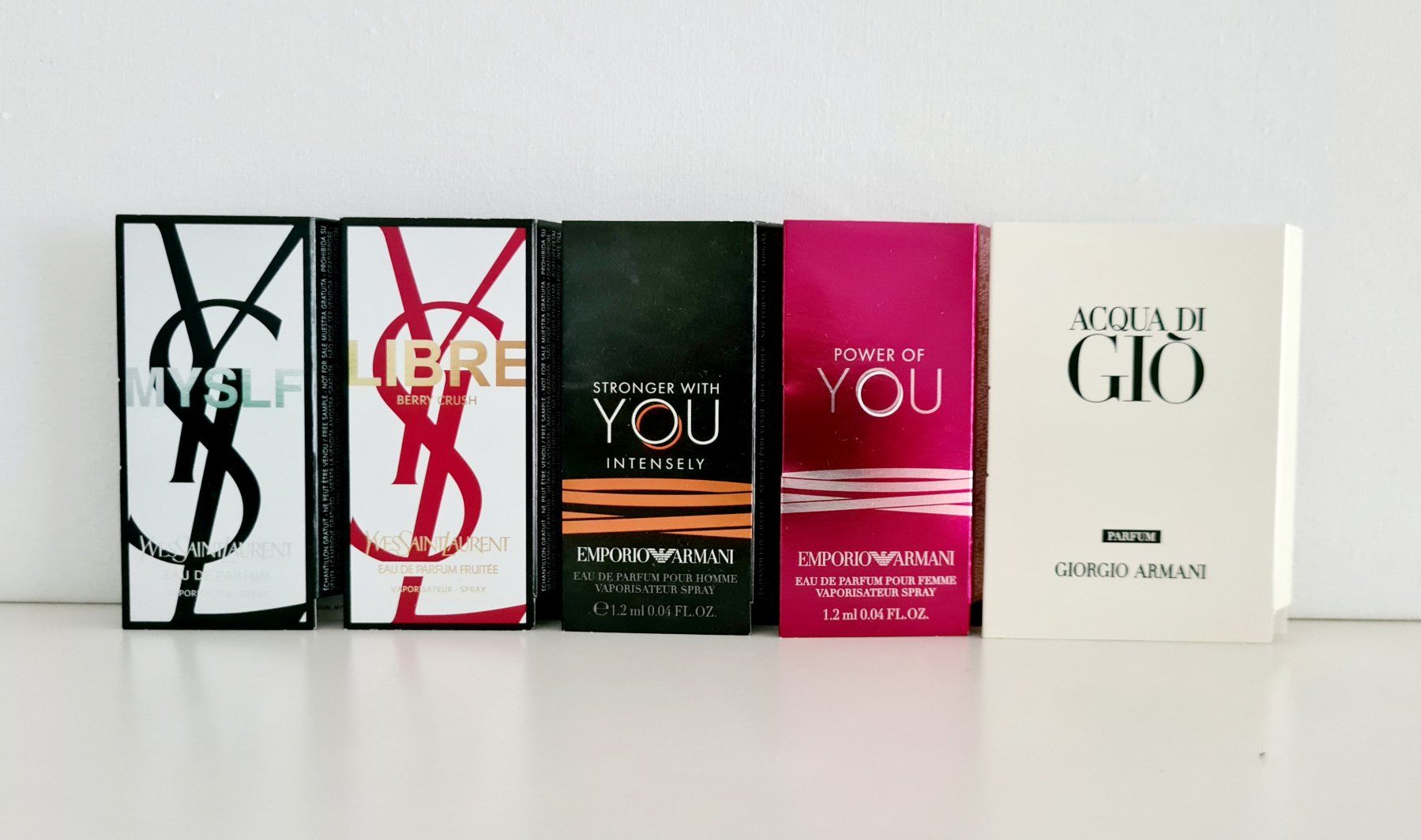 Armani Profumi & Eau de Toilette: YSL, ARMANI eau de parfum – Nuovo e nell'imballaggio originale da Thônex venduto da AneleManele