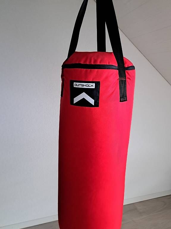 Sac de frappe Gants de boxe Outshock d'occasion (Usato) a Les