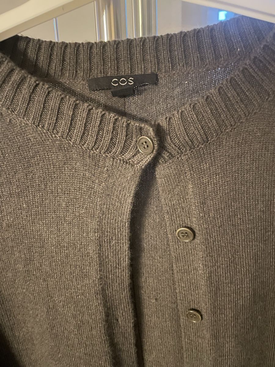 Cos Jacken: Strickjacke – Neu (gemäss Beschreibung) aus Balgach von sei_s6d7 2
