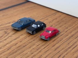 M0890: 3 verschiedene Personenwagen (Spur N)