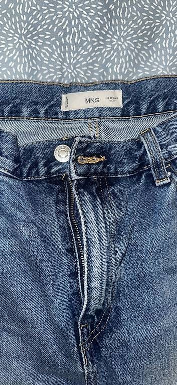Mango Jeans: Jeans Mango femme – Usato da Grand-Lancy venduto da ssa_k59z