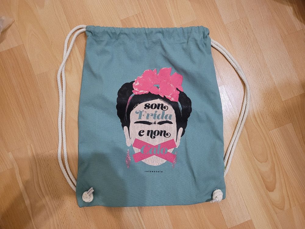 Spreadshirt We Are All Frida Stoffbeutel - Blumenkranz Design 10 Liter Baumwolltasche