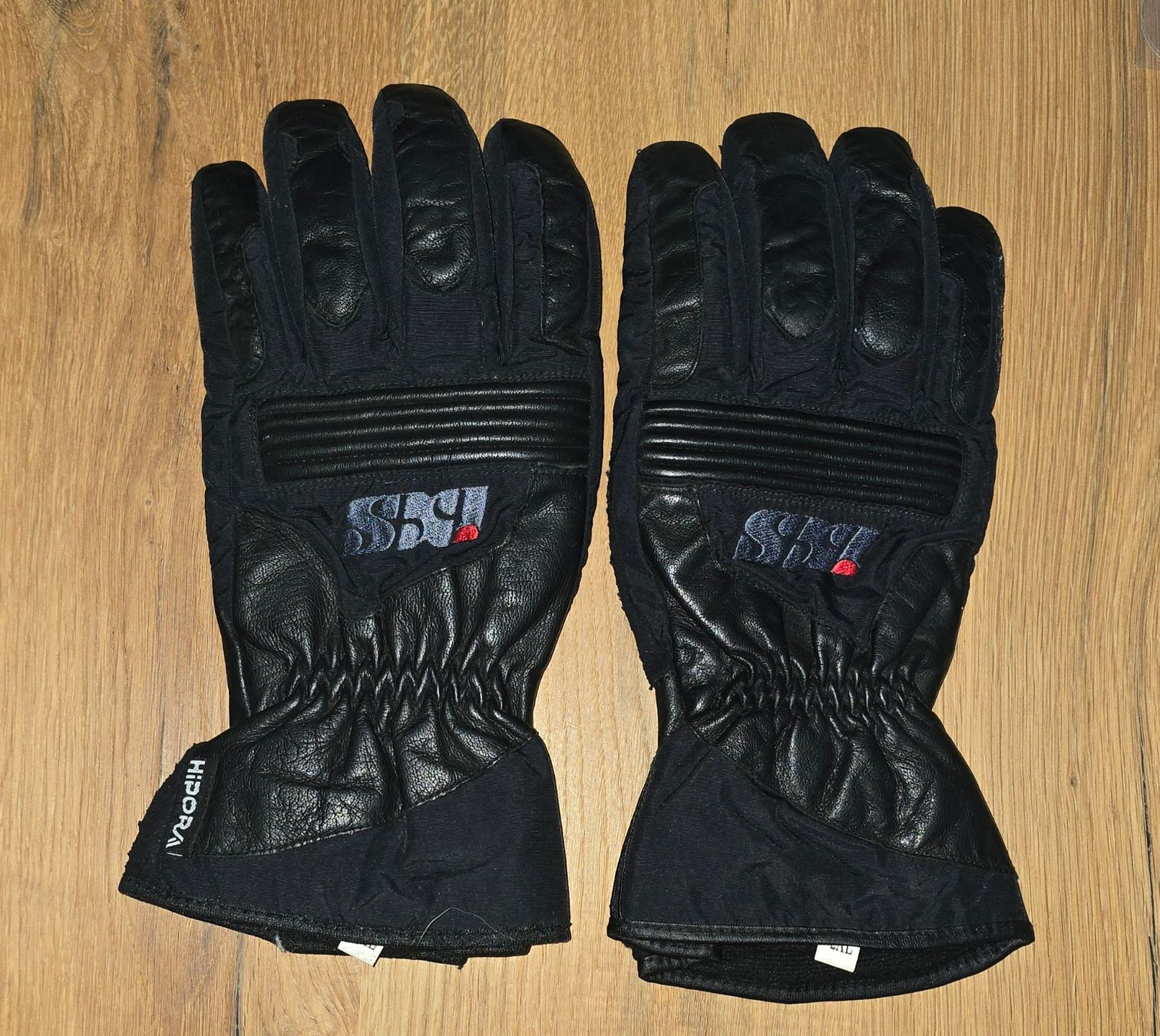 IXS Handschuhe & Handstulpen: iXS Hipora Motorradhandschuhe schwarz – Gebraucht aus Haag (Rheintal) von Vox20