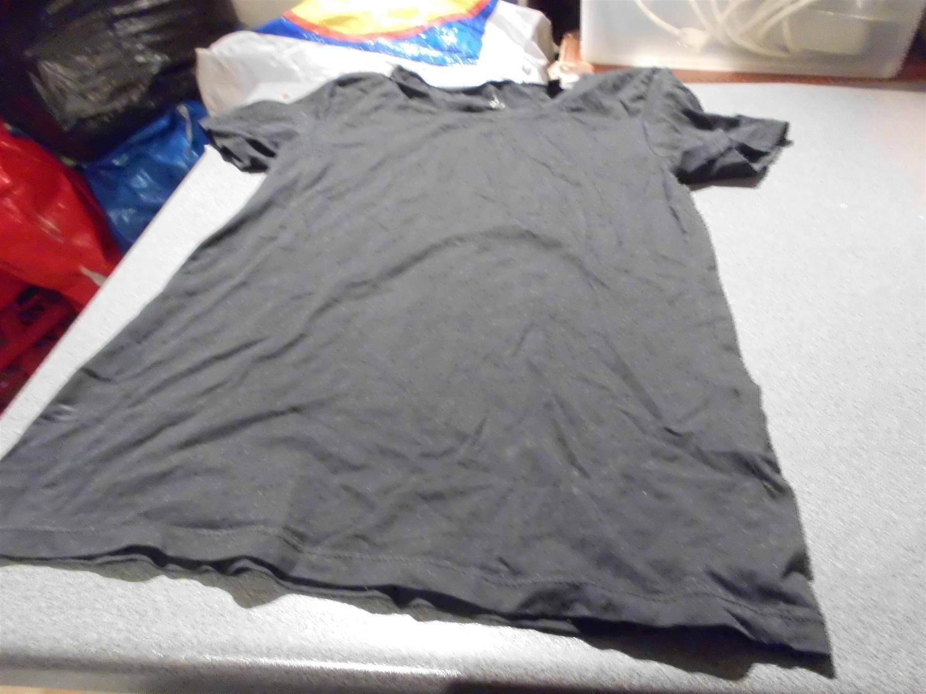 C&A T-shirt: T-Shirt Grösse XS, C&A,  Basics, schwarz – Usato da Zürich venduto da Motzkuh