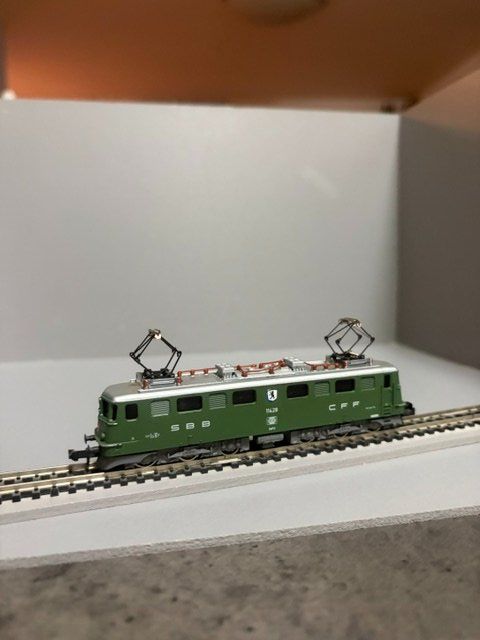 Trix Modellini di ferrovie: Minitrix SBB Ae 6/6 Spur N – Usato da Rudolfstetten venduto da saniwiden 3