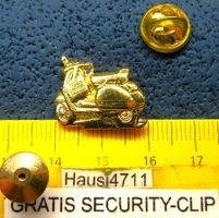 VESPA3D GOLDIG MOTORRO SCHMUCK-PIN GEPRÄGT MIT SECURITY-CLIP