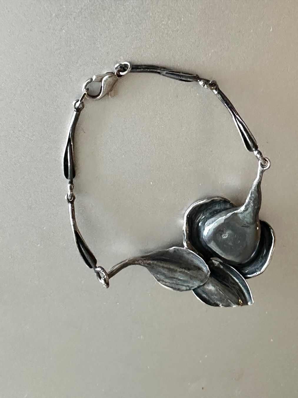 Bracciali & Braccialetti: Vintage Silber Armband/Anhänger mit Bernstein – Usato da Onex venduto da Antiqueshow 5