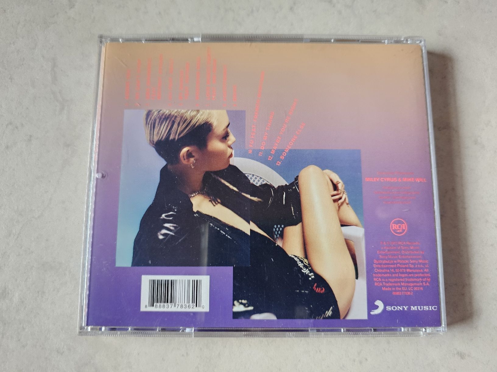 CD: Miley Cyrus  -  Bangerz – Usato da Schneisingen venduto da backstore24 1
