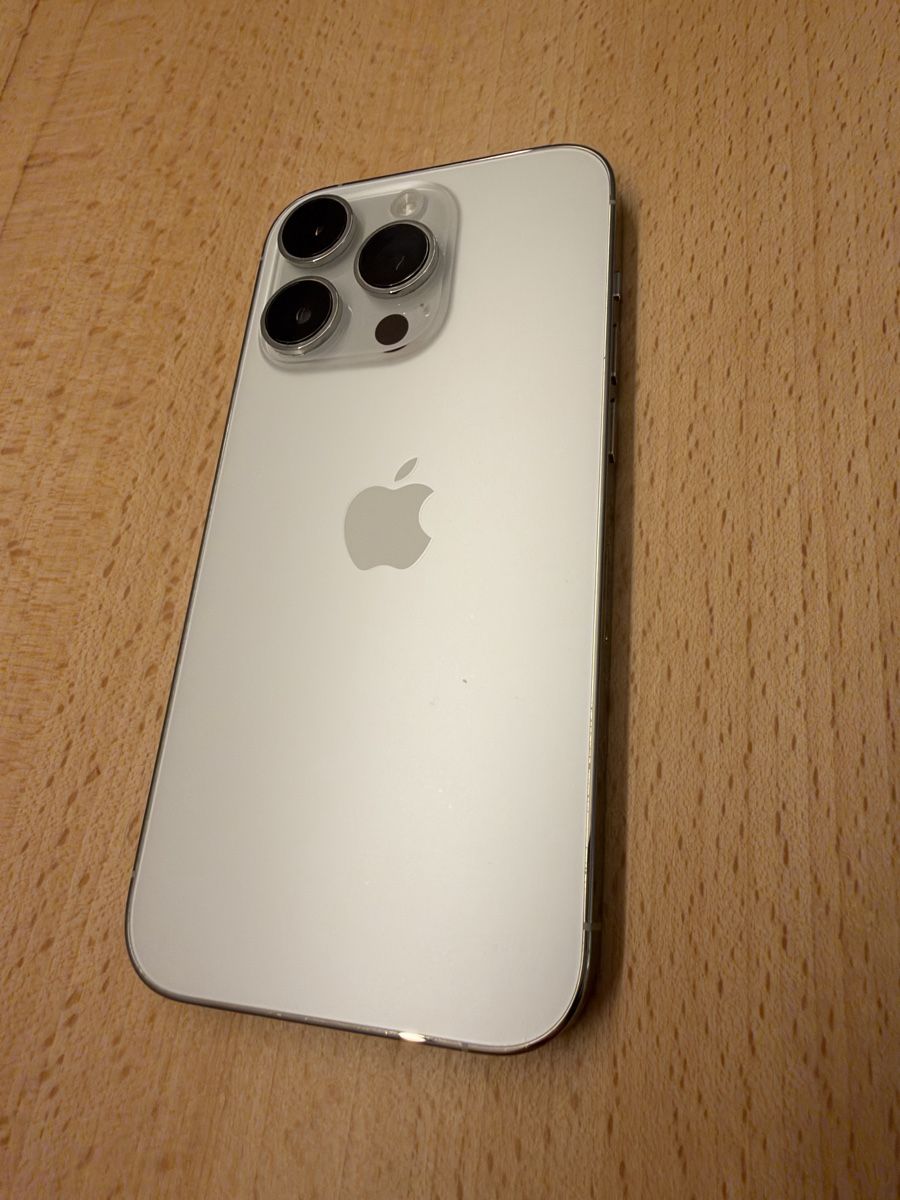 Apple Handys / Smartphones: iPhone 14 Pro 128 GB weiss – Gebraucht aus Flawil von nido0512