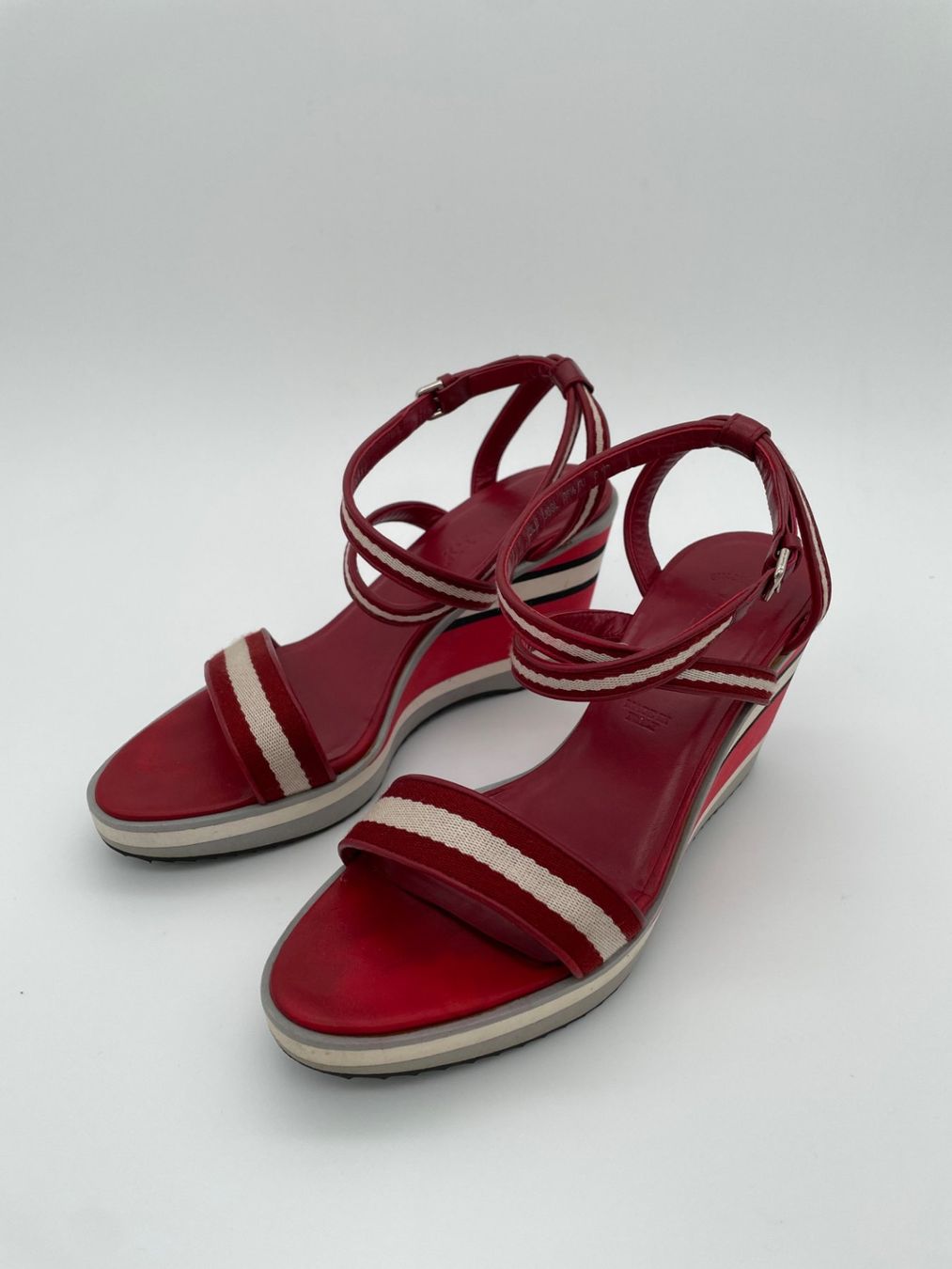 Bally Scarpe da donna: Bally Wedge Sandale mit Absatz EU 36.5 Rot – Usato da Zürich venduto da shoe_shop 2