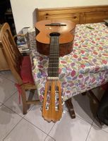 Chitarra acustica andalusa