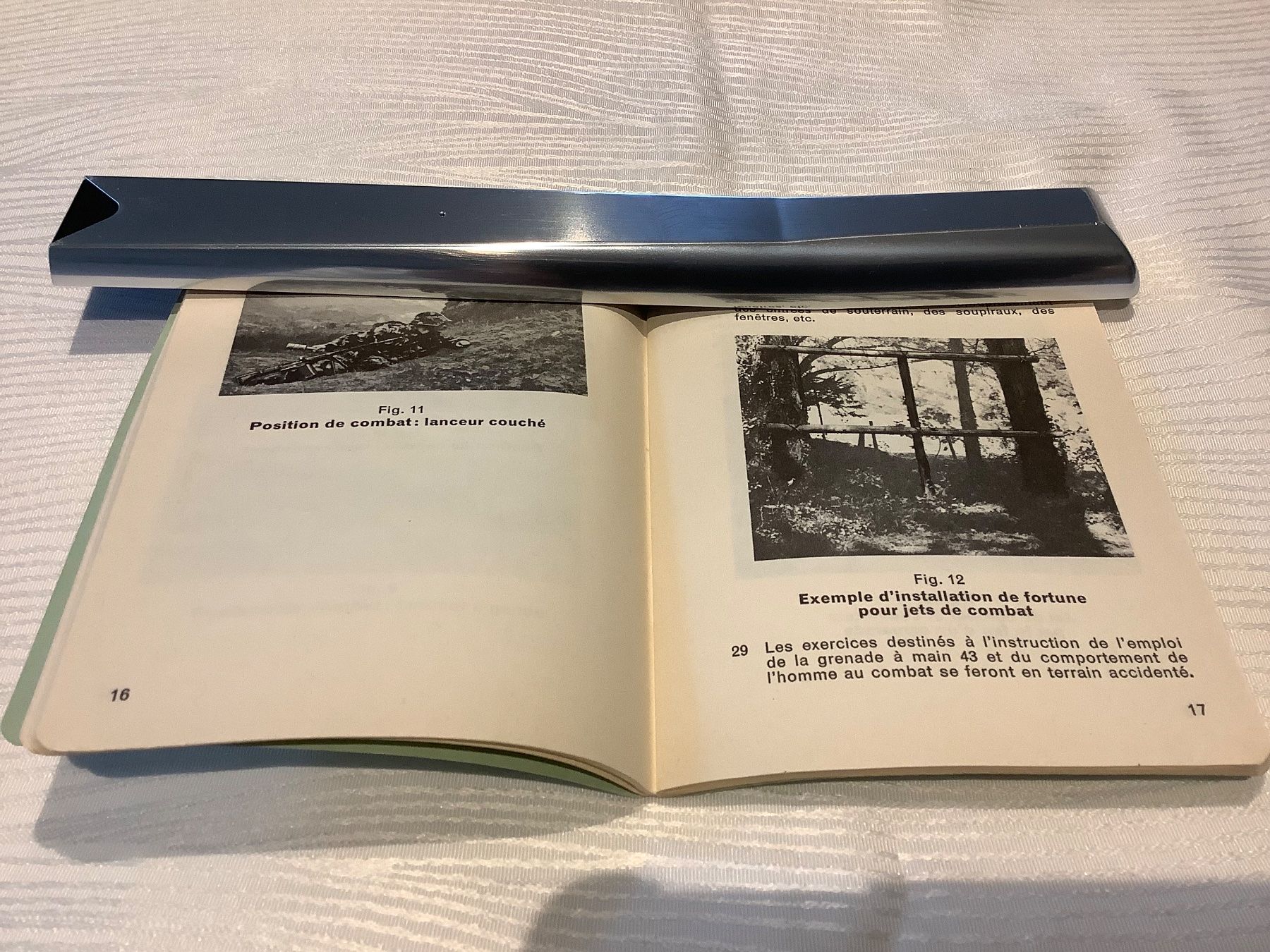 Libri: La grenade à main et le tube explosif – Usato da Massongex venduto da Nitramas 2