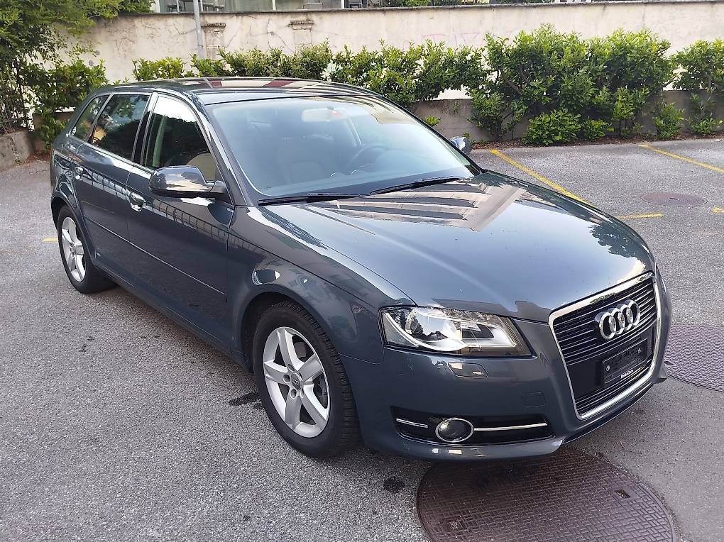 Automobili: AUDI A3 1.4  TFSI  Automatica S-tronic collaudata MFK – Usato da Muralto venduto da Mariolino3