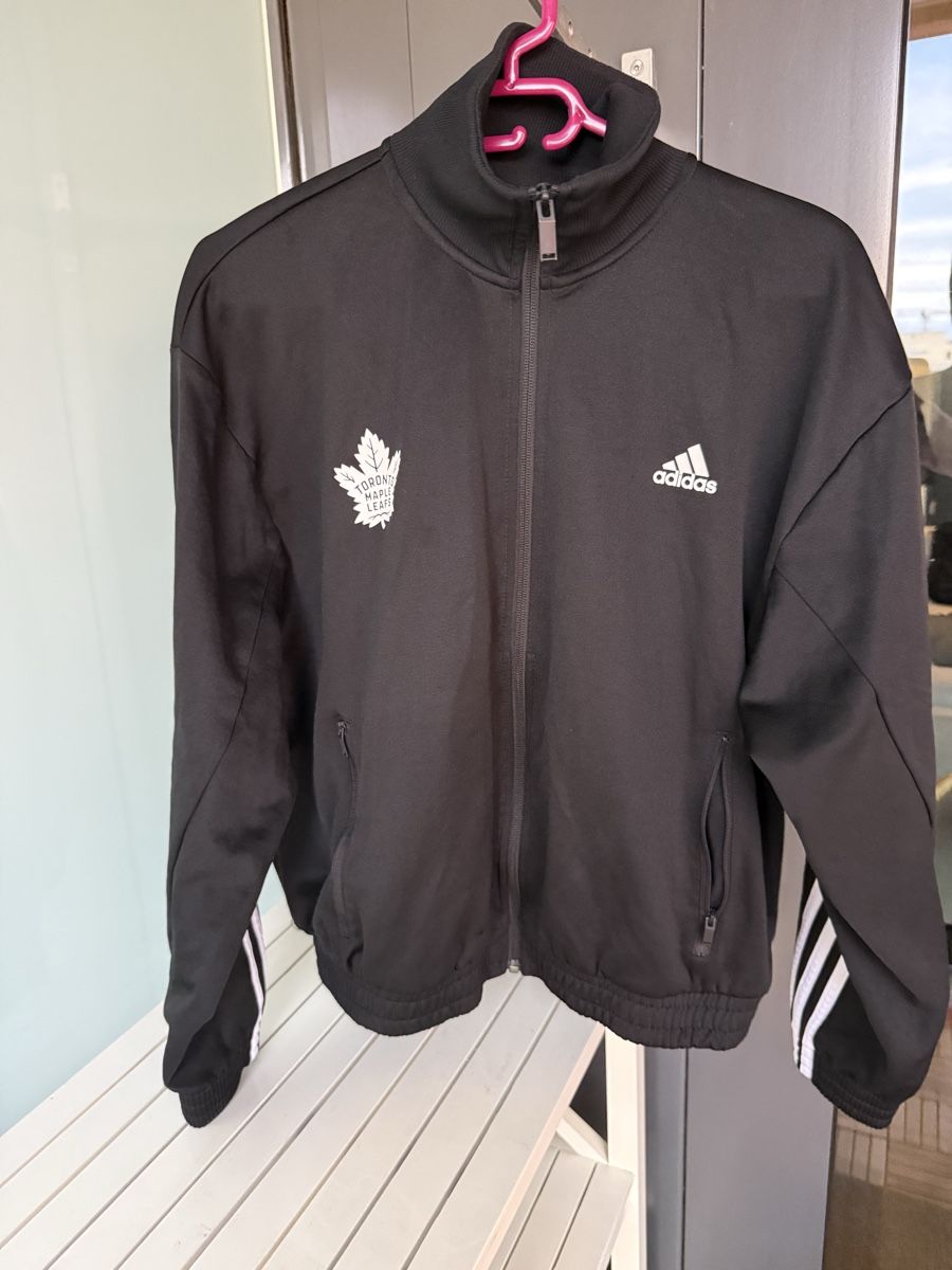 Adidas Jacken: Adidas Toronto Maple Leafs  Grösse L – Gebraucht aus Winterthur von ivule2000 5