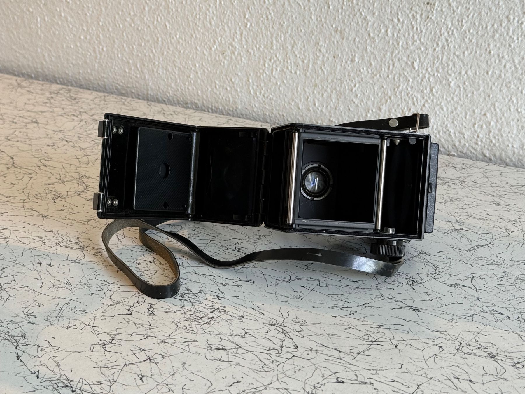 Lomo Fotocamera: Lomo Lubitel 2 Analog-Kamera Mittelformat Vintage – Usato da Zürich venduto da TiptopGerneWieder 7