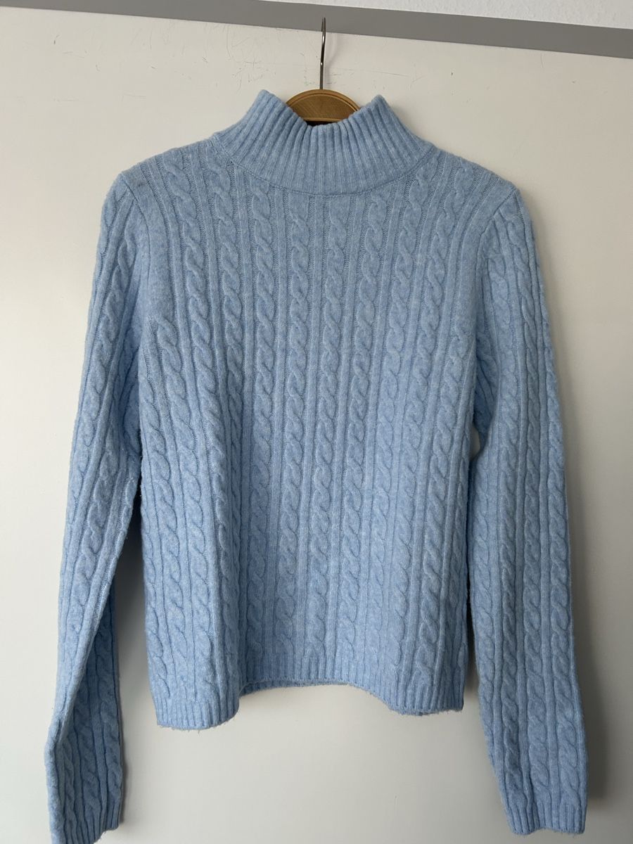 Mango Pullover & Sweatshirts: Pullover hellblau Mango, Gr. M – Gebraucht aus Reinach BL von meinstil