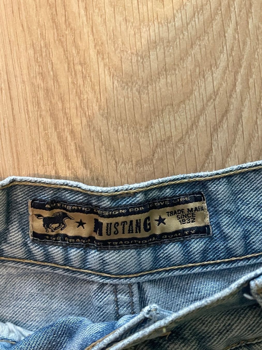 Jeans: Mustang Jeans Grösse 28/28 – Usato da ZUFIKON venduto da SULMI01 1
