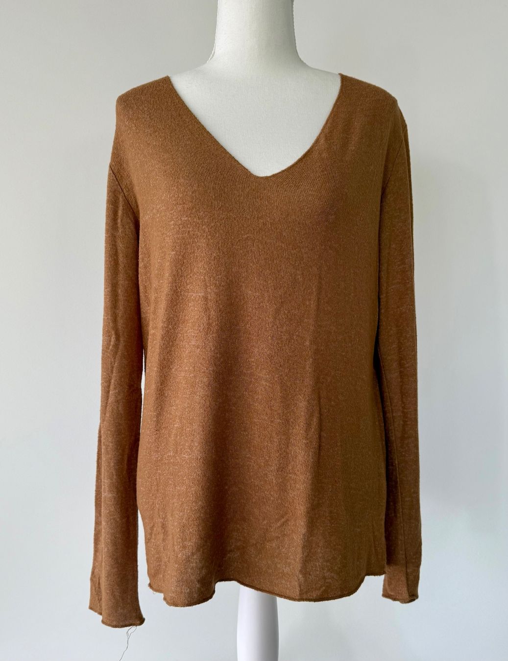 Pulls & Sweat-shirts: Damen Pullover V-Ausschnitt Camel Grösse 36 – D'occasion à Weiningen ZH par san_7hsm