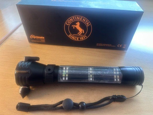 Couteaux de poche: CONTINENTAL TORCHE MULTIFONCTIONS NEUF – Neuf avec emballage d'origine à Bernex par eunicefitz
