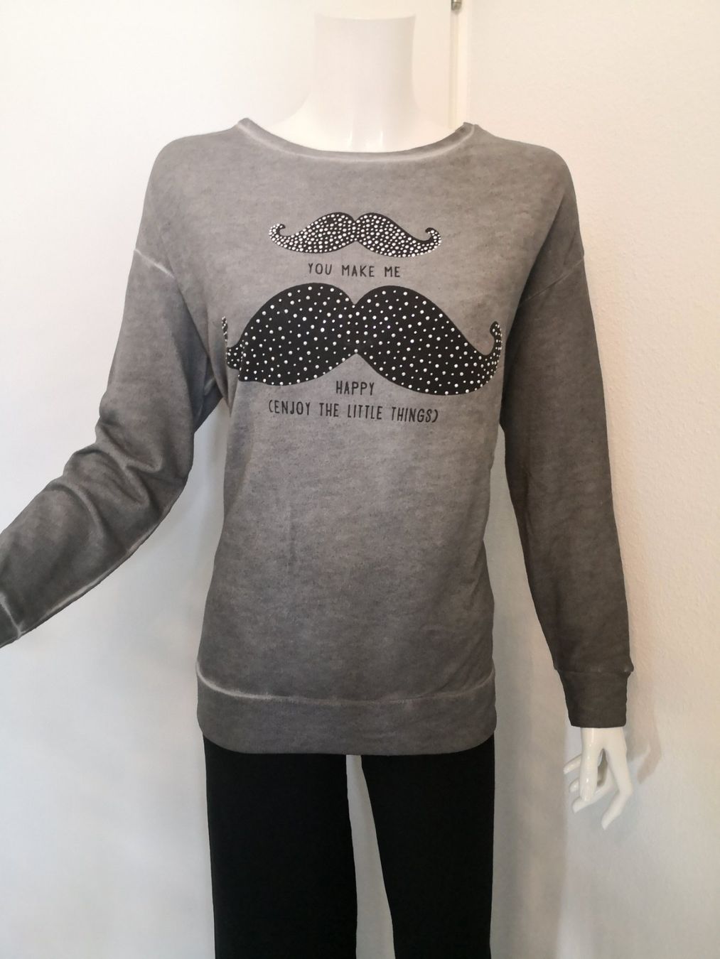 Mango Maglioni & Felpe: 🤩MANGO PULLOVER GRAU & STRASS NEU & D&G P. – Nuovo (secondo la descrizione) da Olten venduto da Naja-Twins-Twins 6