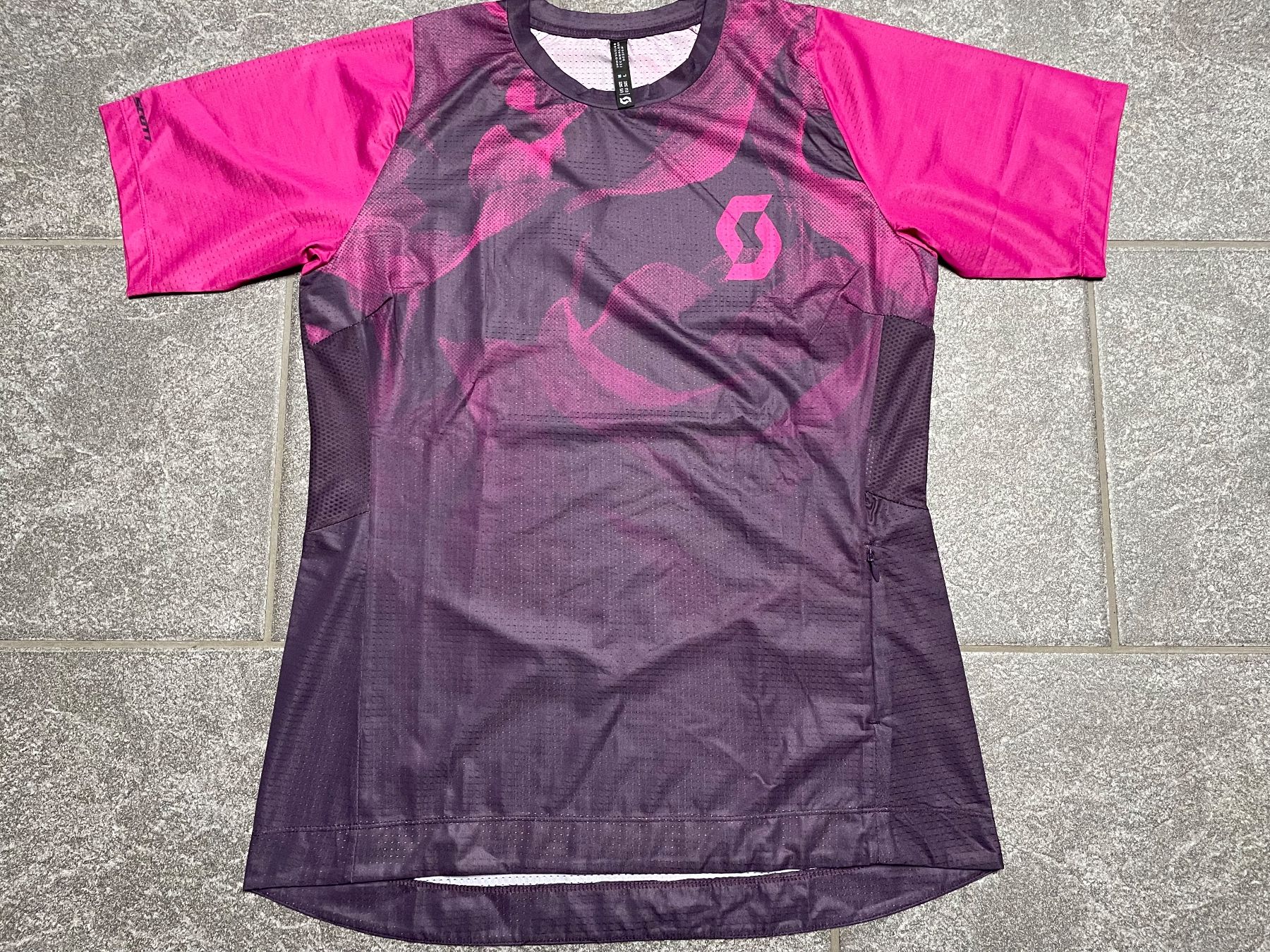 Scott Canottiere & Pantaloni: Scott Damen Bikeshirt Gr L – Nuovo (secondo la descrizione) da Niederbipp venduto da Rosamunde44