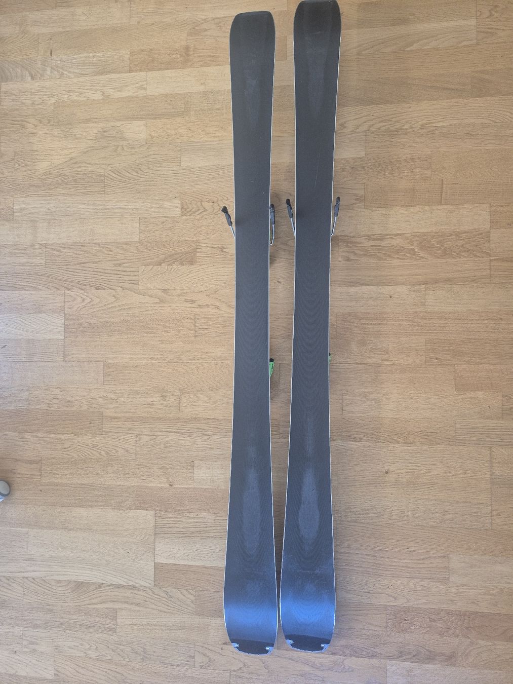 Salomon Skis: Ski 150 cm + boots g.41 – D'occasion à Zürich par oscarc1 3