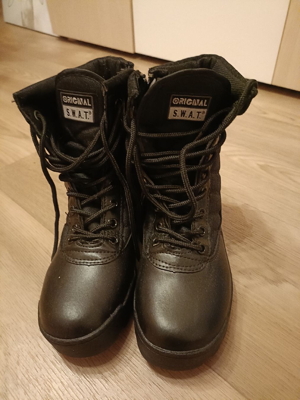 Scarpe da donna: Sicherheitsstiefel – Nuovo e nell'imballaggio originale da Langnau i.E venduto da Arco2503