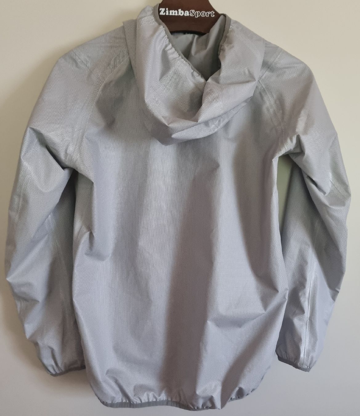 Salewa Jacken: Salewa Regenjacke/ Neuwertig Unisex Grösse 164 – Neu (gemäss Beschreibung) aus Rigi-Kaltbad von Marion_Fercher 3