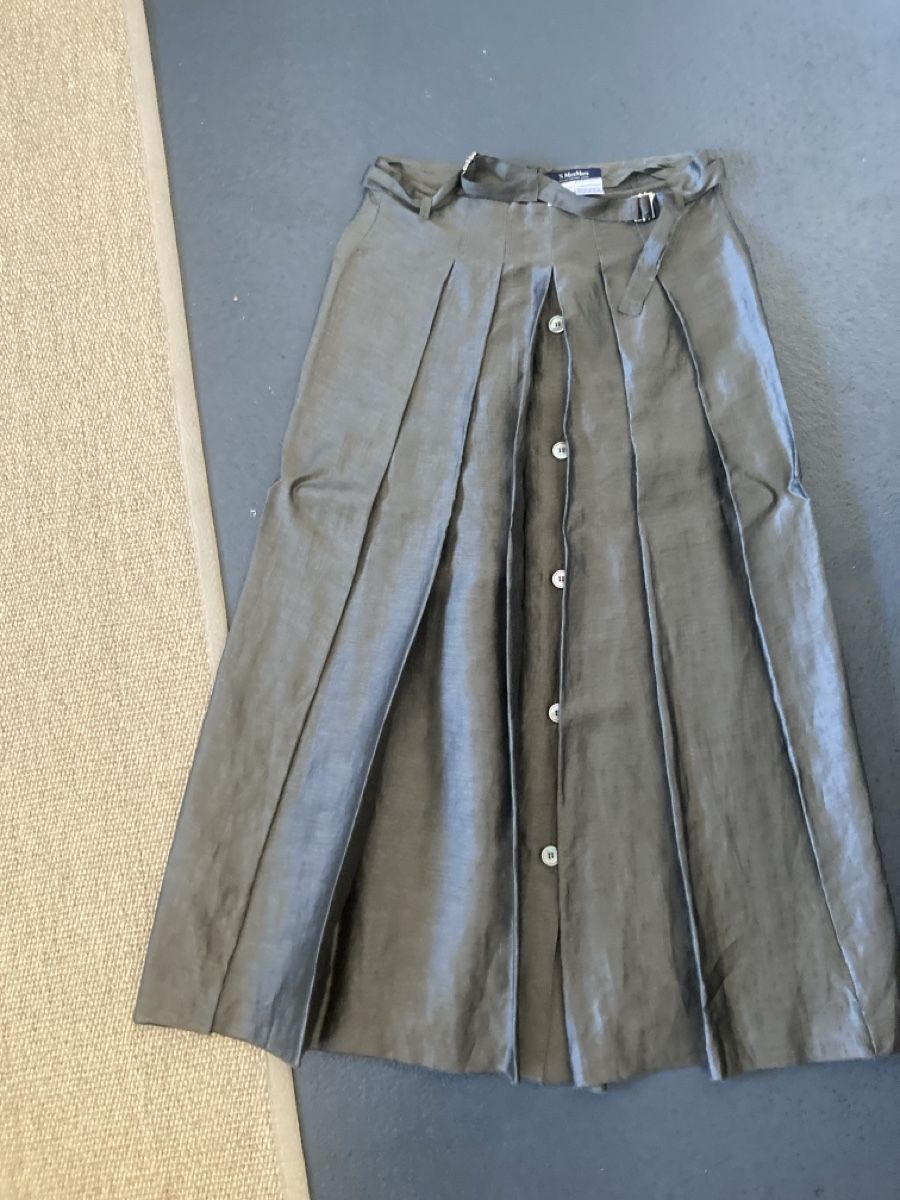 Max Mara Gonne: Rock 38 Max Mara grau Grösse 40 Leine Seide – Usato da Frenkendorf venduto da Bleandro