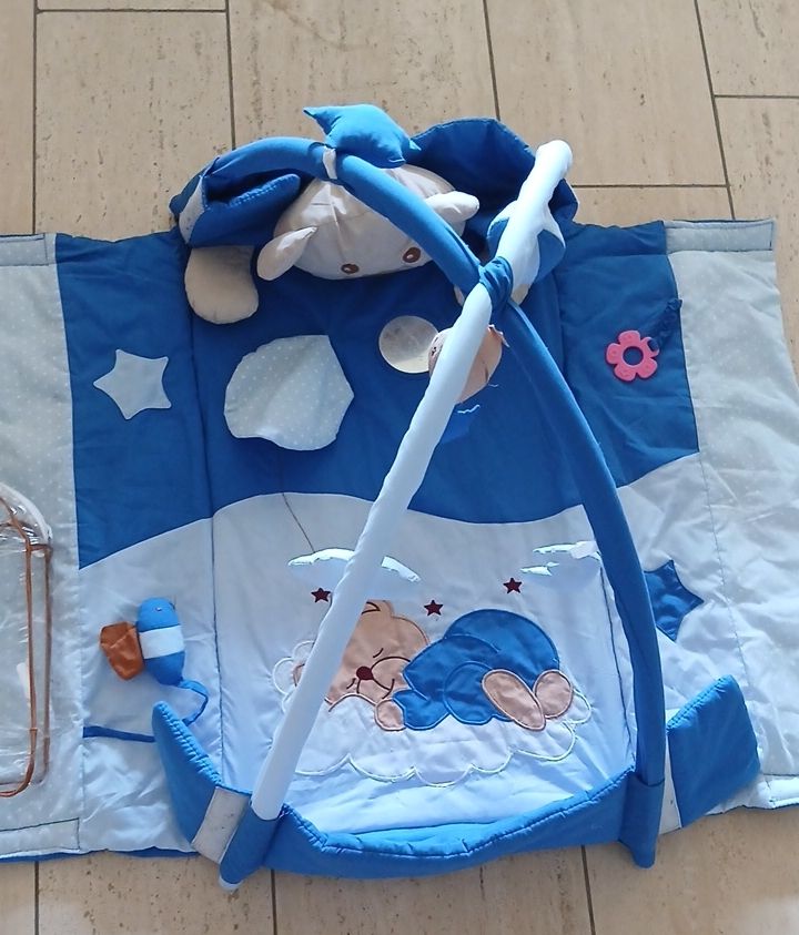 Tappeto da gioco: Spieldecke Baby Bär blau mit Spielbogen – Usato da Berikon venduto da pil_thm8