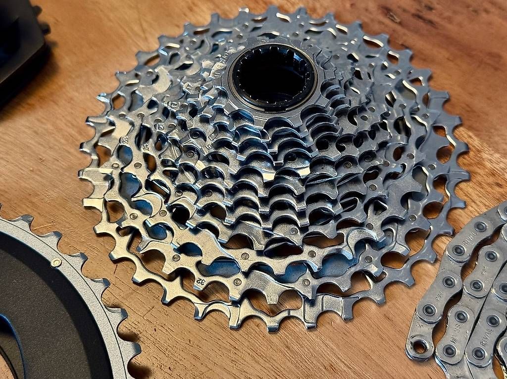 Sram Pièces détachées: SRAM Rival AXS 12 SPD, Neuwertig – Neuf (Voir description) à Rothenburg par darkv 1
