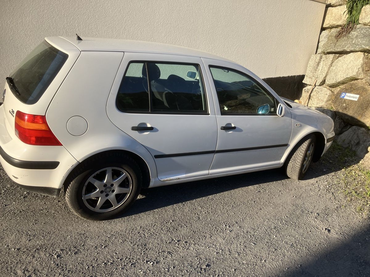 VW Autos: Vw Golf 4 4Motion  ab MFk und Service – Gebraucht aus Dürnten von faust95 2